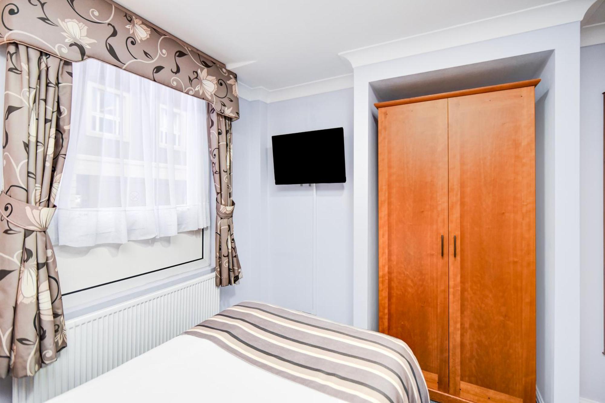Aston Court Derby City Centre By Belvilla Bagian luar foto
