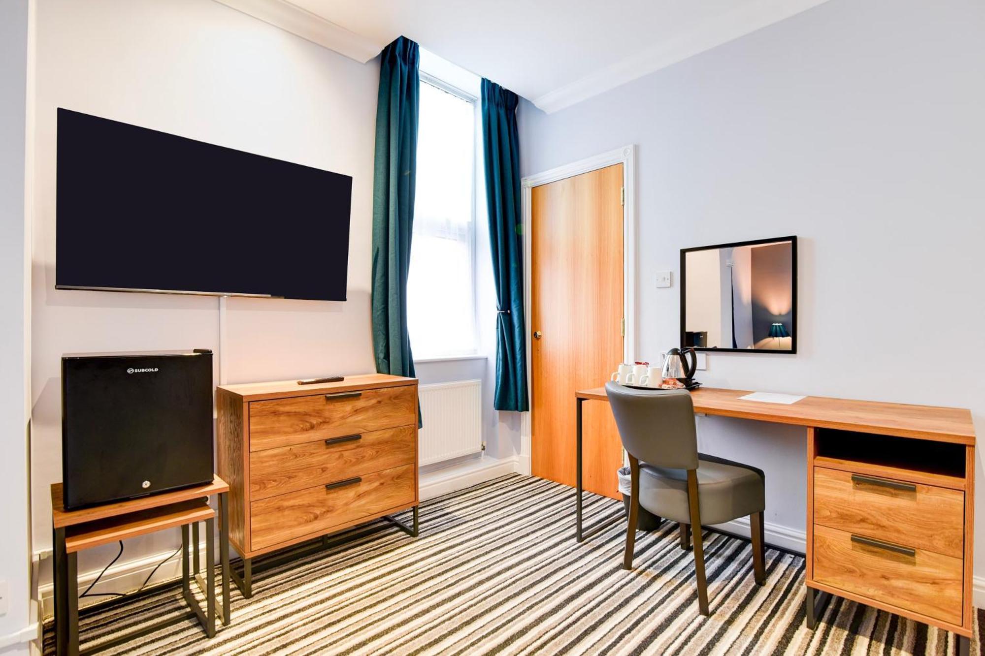 Aston Court Derby City Centre By Belvilla Bagian luar foto